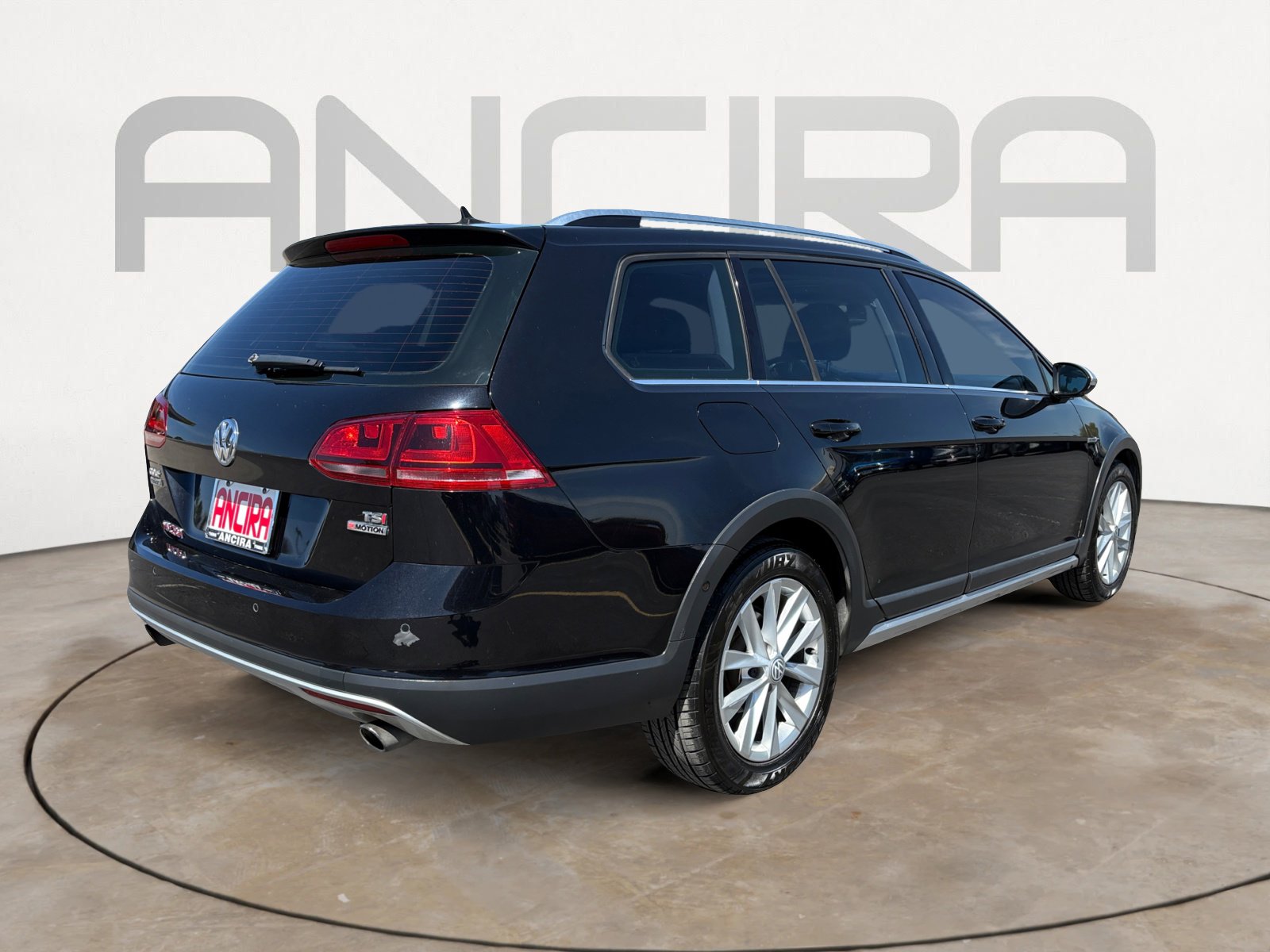 Used 2017 Volkswagen Golf Alltrack SE image 11