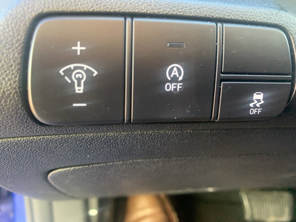 Certified 2024 Hyundai Elantra SE image 16