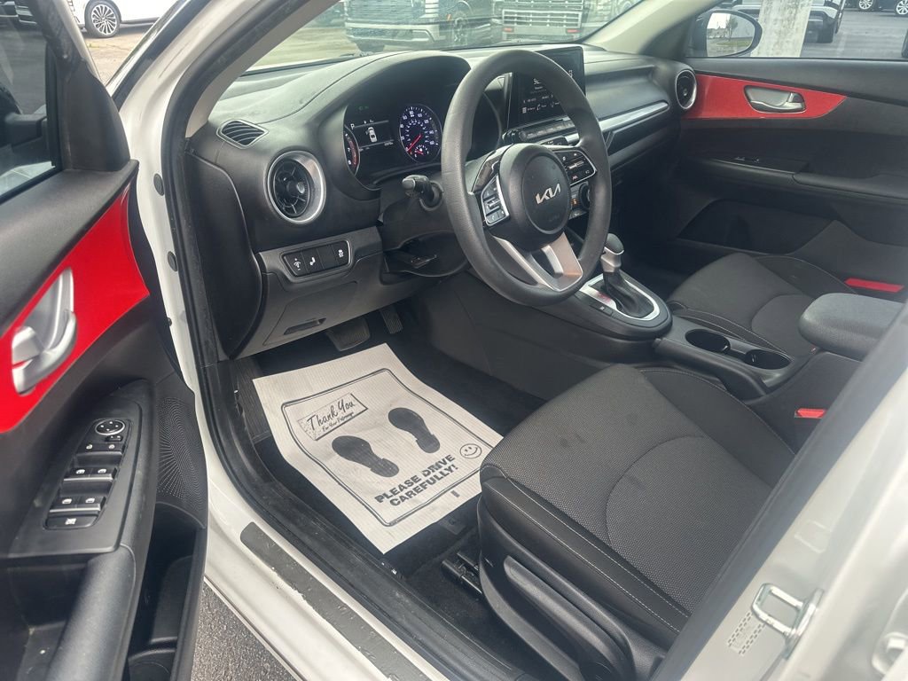 Used 2023 Kia Forte LXS w/ LXS Technology Package image 27