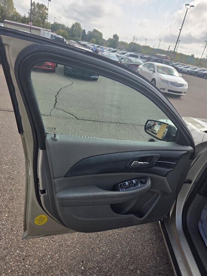 Used 2013 Chevrolet Malibu LS w/ Protection Package image 10