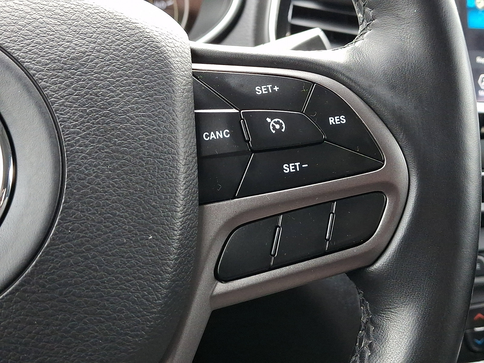 Certified 2020 Jeep Cherokee Limited AWD/4WD image 22