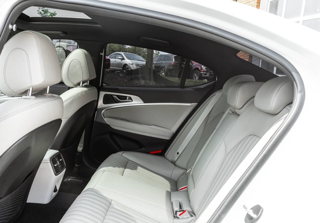 Used 2022 Genesis G70 2.0T w/ Prestige Package AWD/4WD image 26