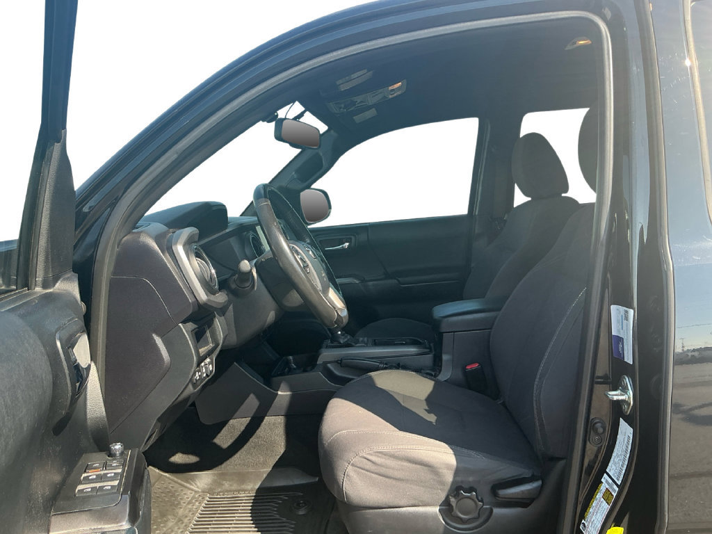 Used 2017 Toyota Tacoma TRD Off-Road w/ Tow Package (A/T) AWD/4WD image 14