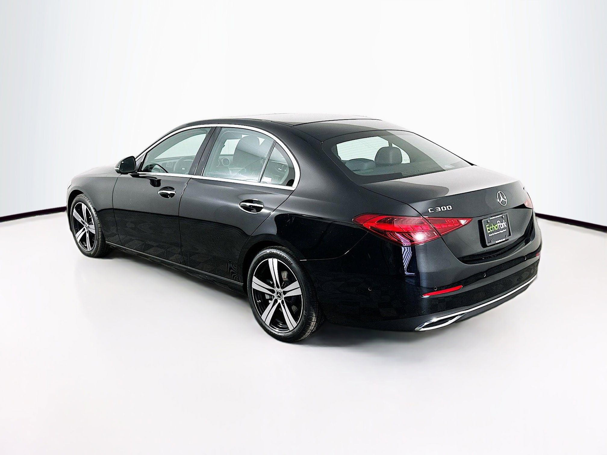 Used 2024 Mercedes-Benz C 300 4MATIC Sedan image 5