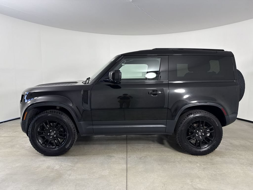Used 2022 Land Rover Defender 90 AWD/4WD image 2