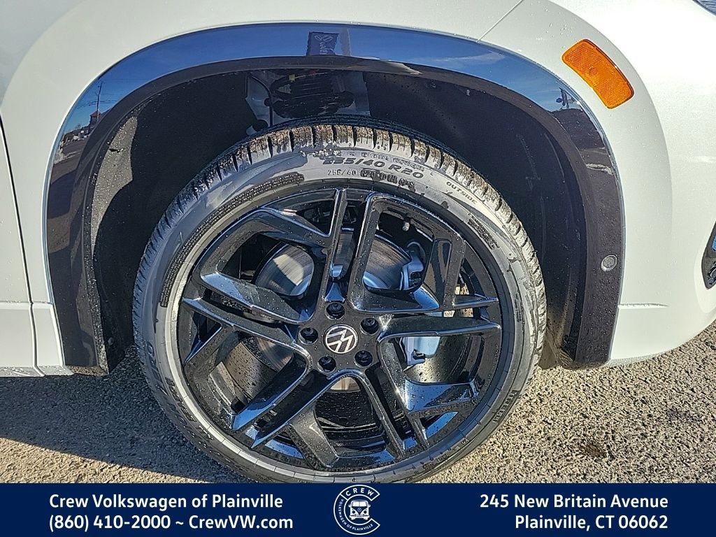 New 2026 Volkswagen Tiguan SE R-Line image 13