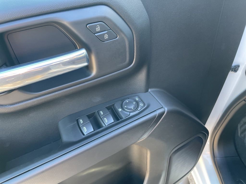 New 2026 Chevrolet Silverado 1500 Custom image 6