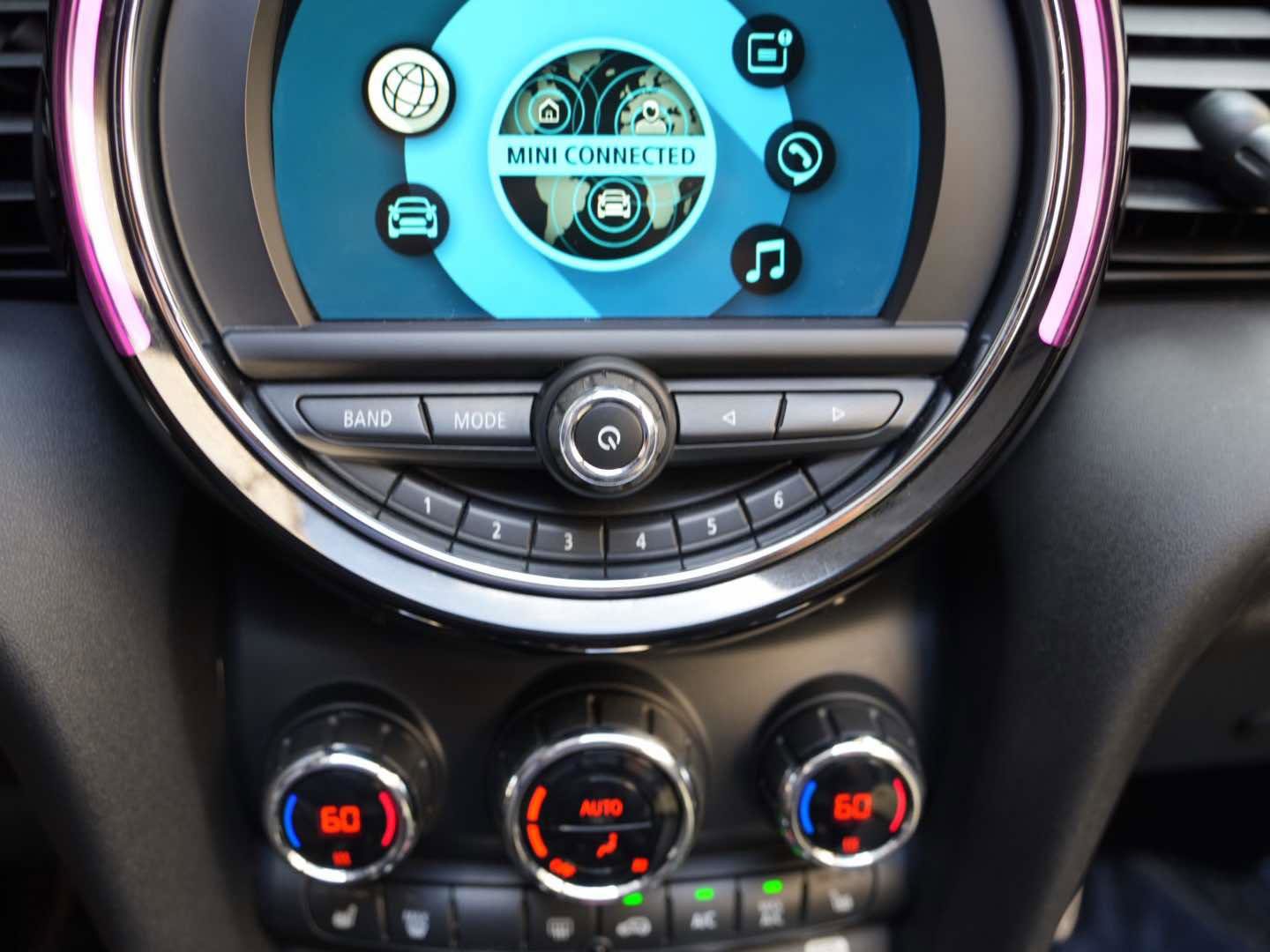Used 2019 MINI Cooper S FWD image 17