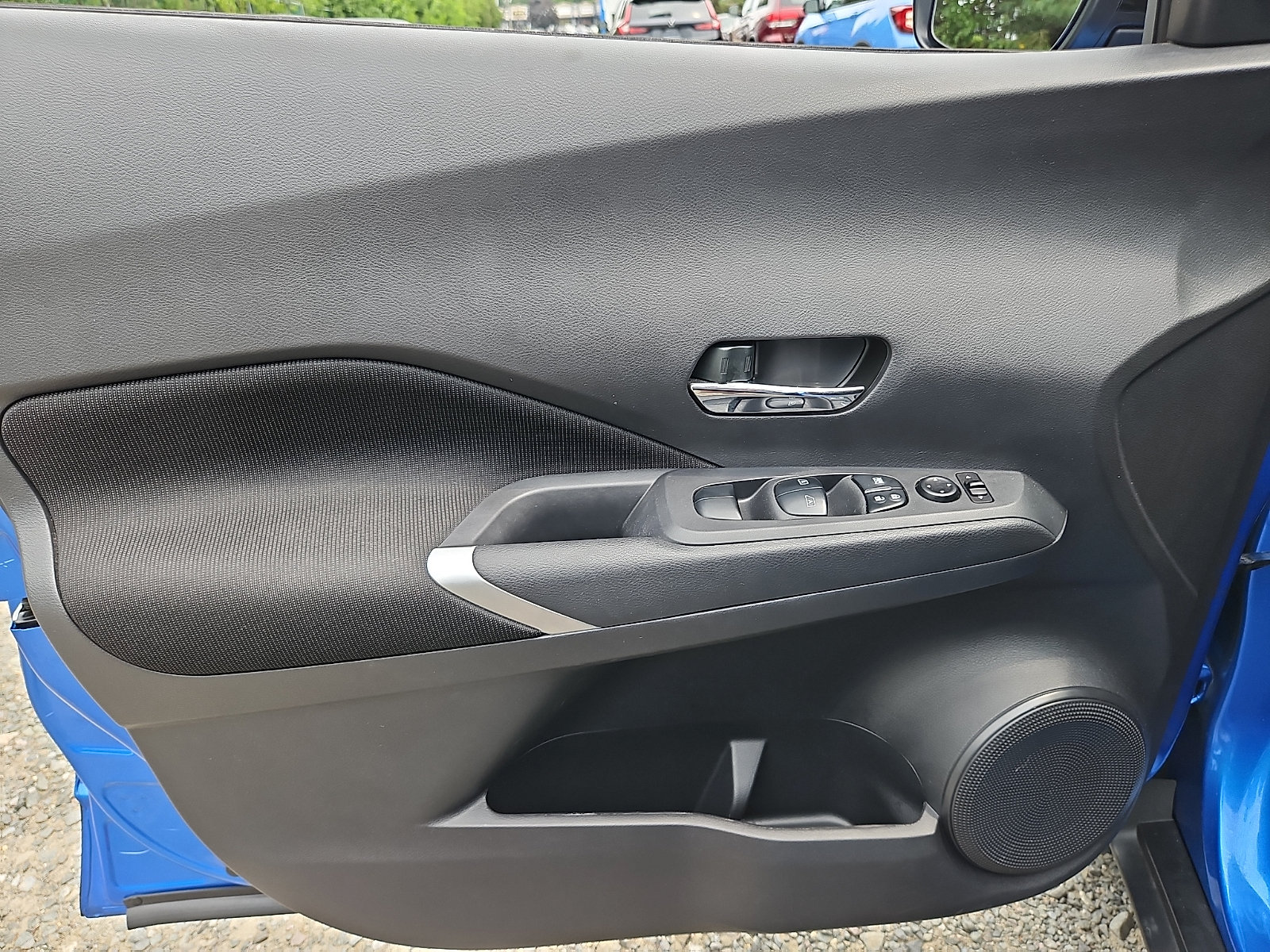 Used 2023 Nissan Kicks SV FWD image 13