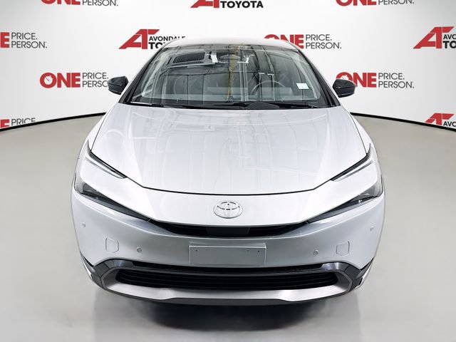 Used 2024 Toyota Prius XLE AWD/4WD image 2
