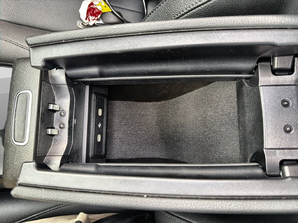 Used 2025 Mercedes-Benz CLA 250 4MATIC image 30