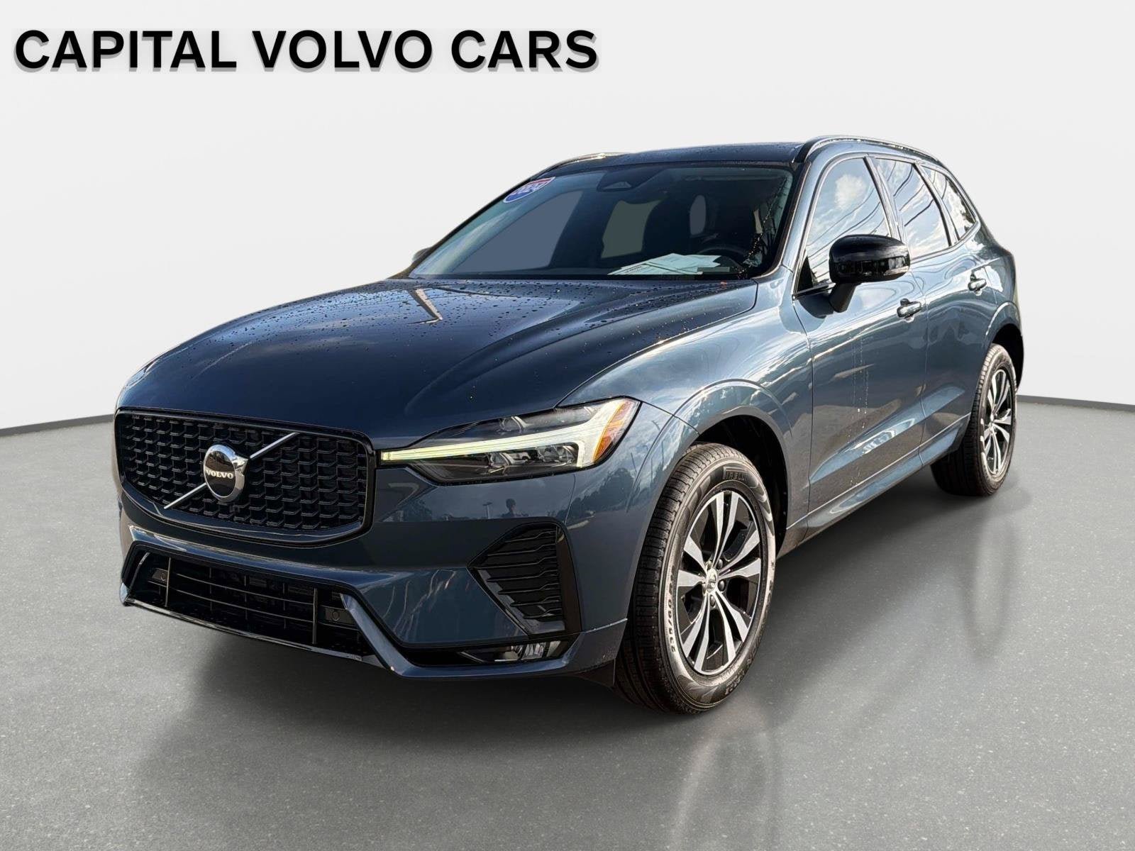 Certified 2024 Volvo XC60 B5 Core AWD/4WD image 1