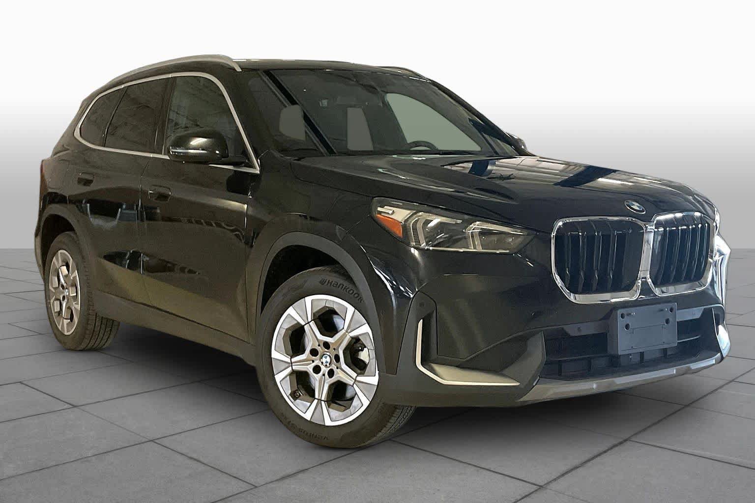 Used 2023 BMW X1 xDrive28i AWD/4WD image 2