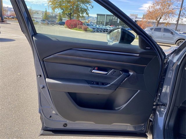 Certified 2025 MAZDA CX-50 2.5 Hybrid w/ Weather Package image 11