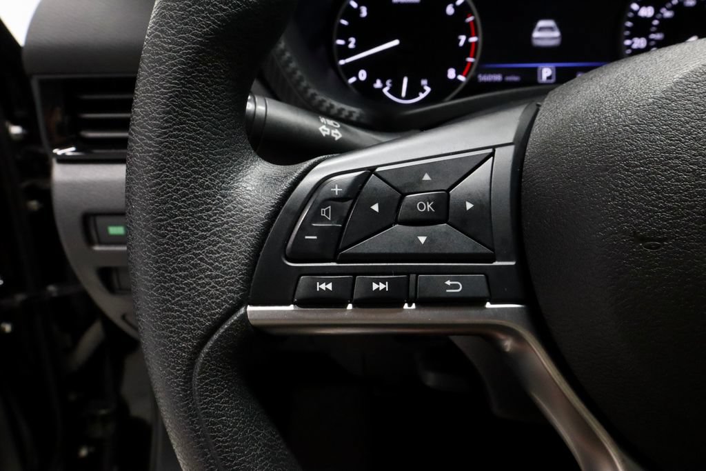 Certified 2024 Nissan Sentra SV FWD image 25