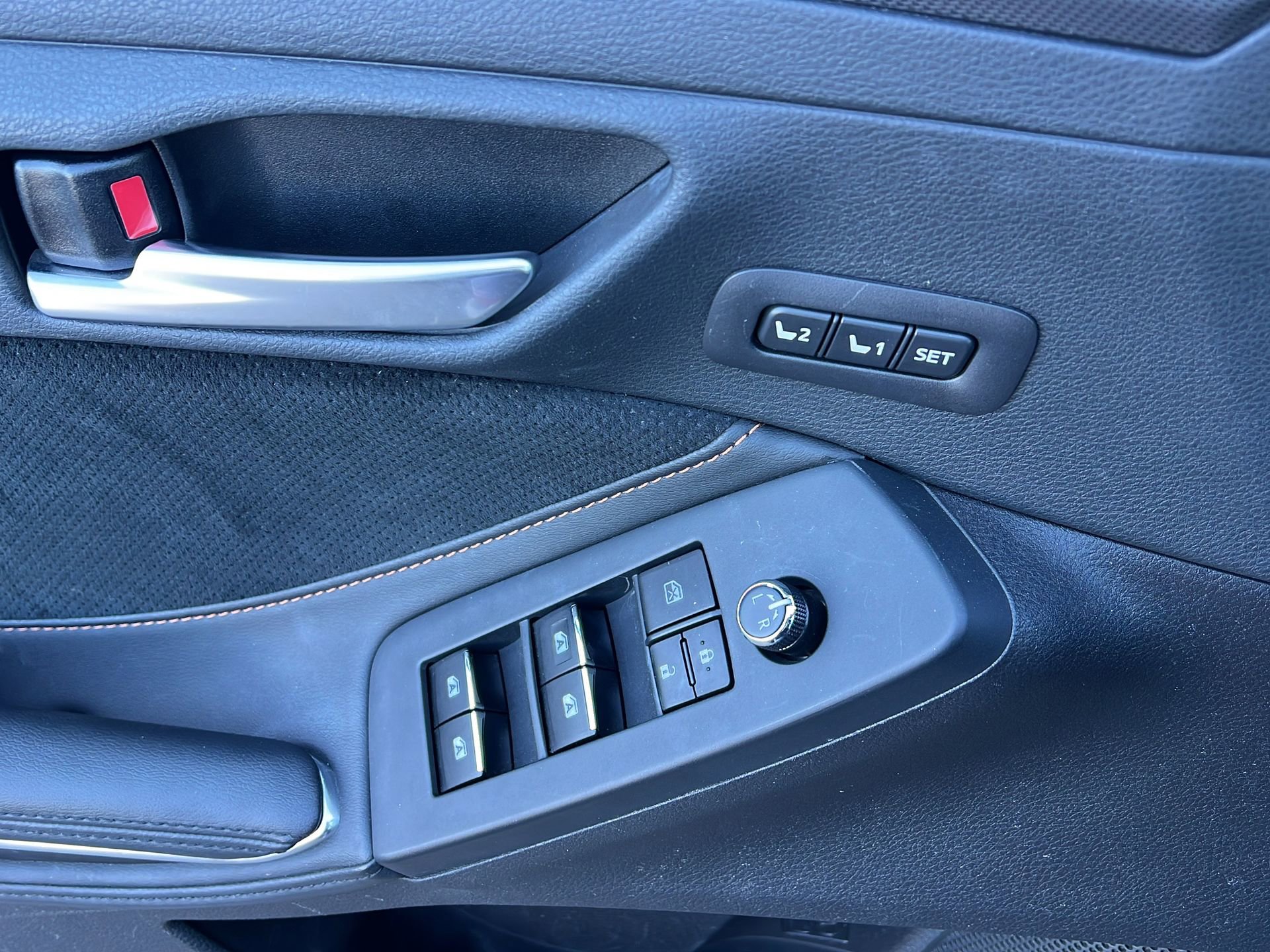 Used 2019 Toyota Avalon Touring image 26