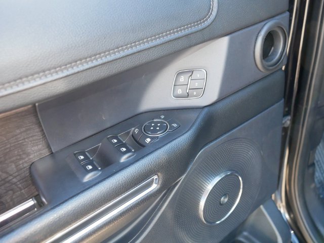 Used 2021 Ford Expedition Limited AWD/4WD image 16