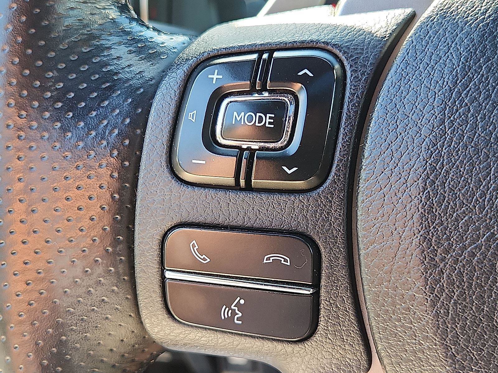 Used 2020 Lexus IS 350 F Sport w/ F Sport Package image 21