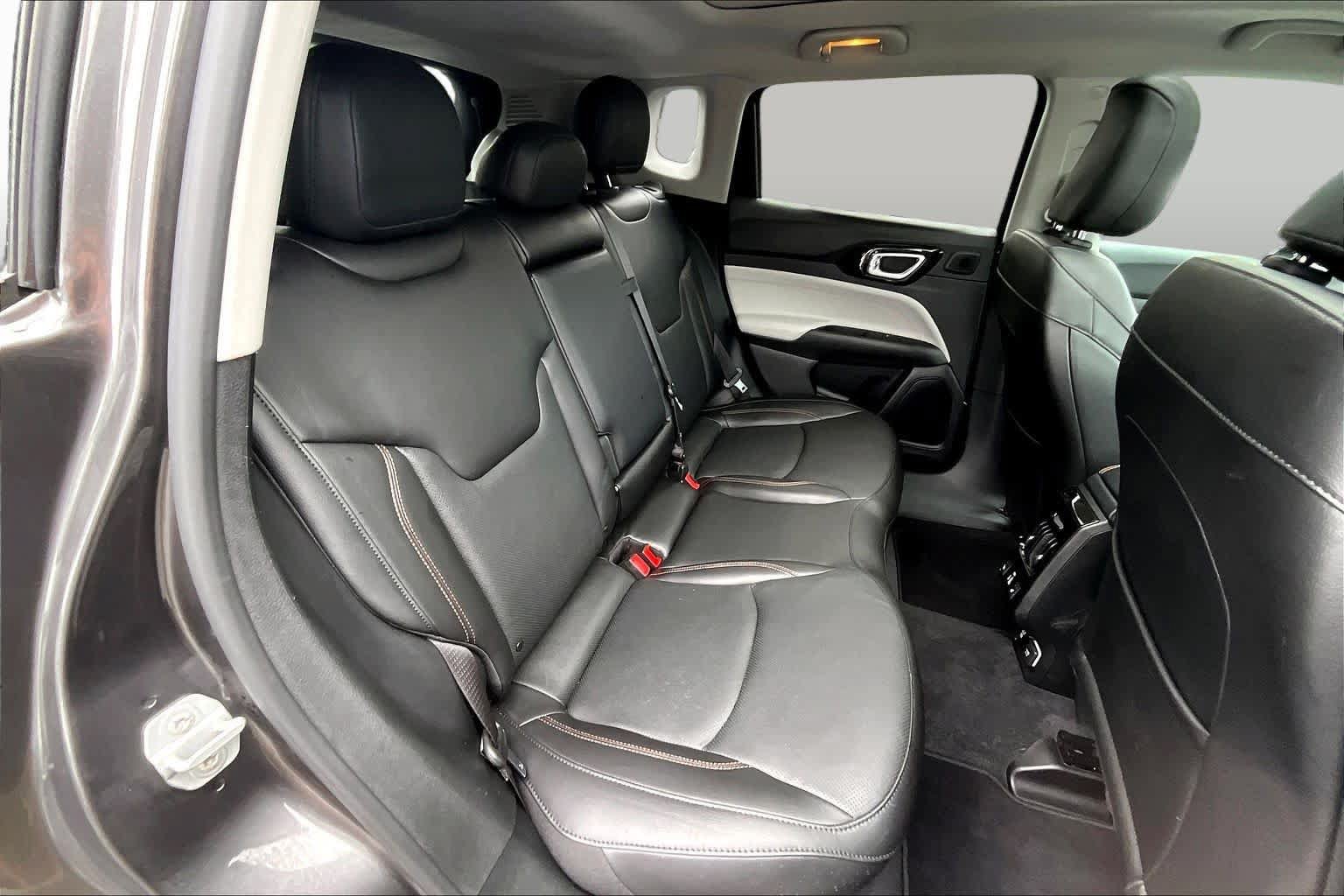 Used 2022 Jeep Compass Limited w/ Elite Group AWD/4WD image 20