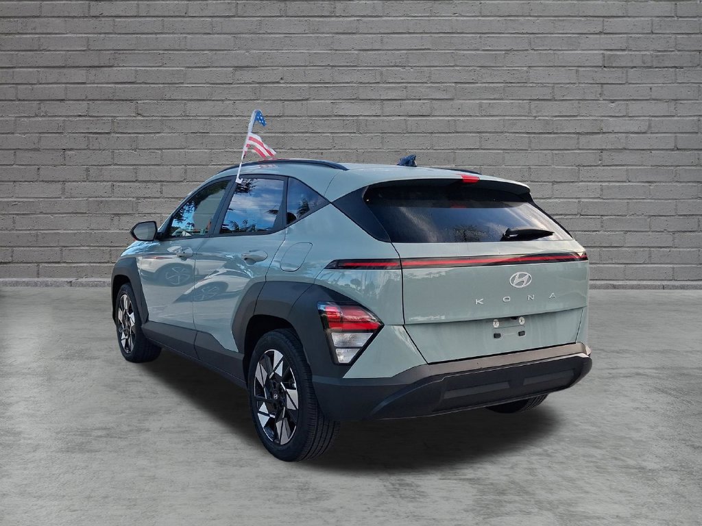 Used 2025 Hyundai Kona SEL FWD image 7