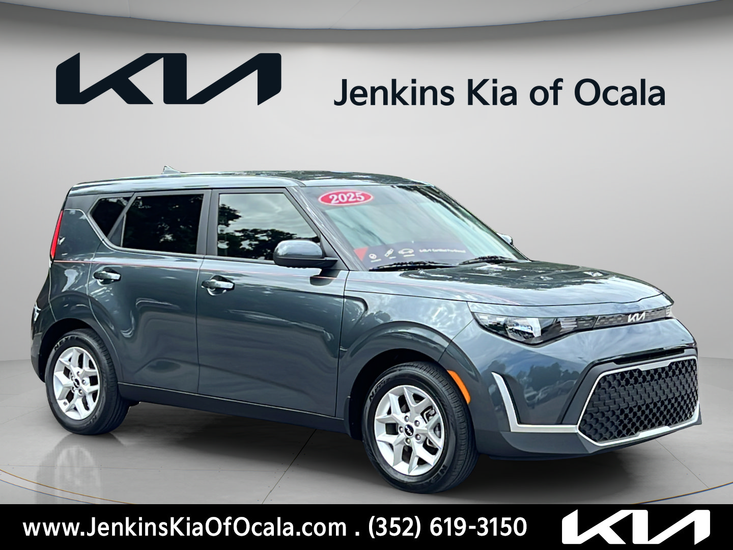 Certified 2025 Kia Soul S FWD image 1