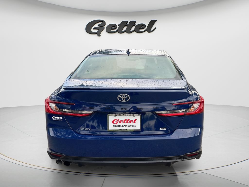 Used 2025 Toyota Camry SE FWD image 6