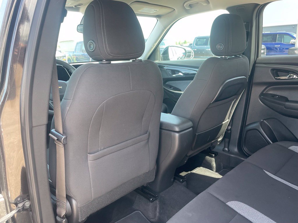 Used 2025 Chevrolet TrailBlazer LT AWD/4WD image 43