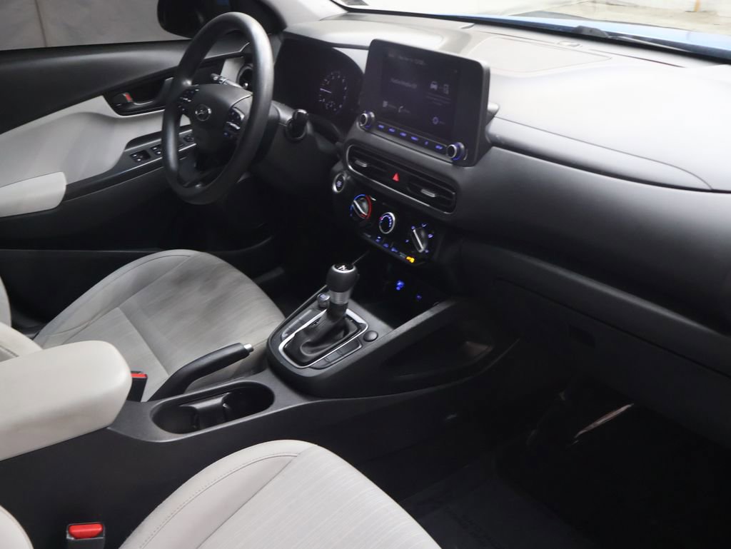 Used 2022 Hyundai Kona SEL image 10