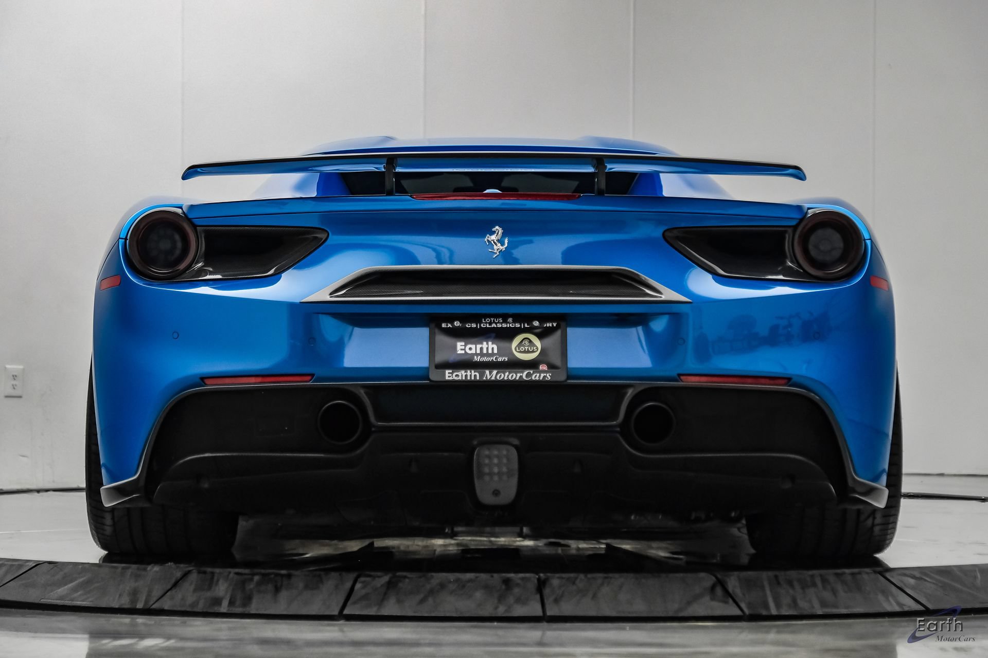 Used 2017 Ferrari 488 Spider RWD image 16