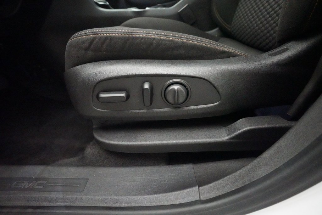 Used 2020 GMC Terrain SLE w/ Driver Convenience Package image 28