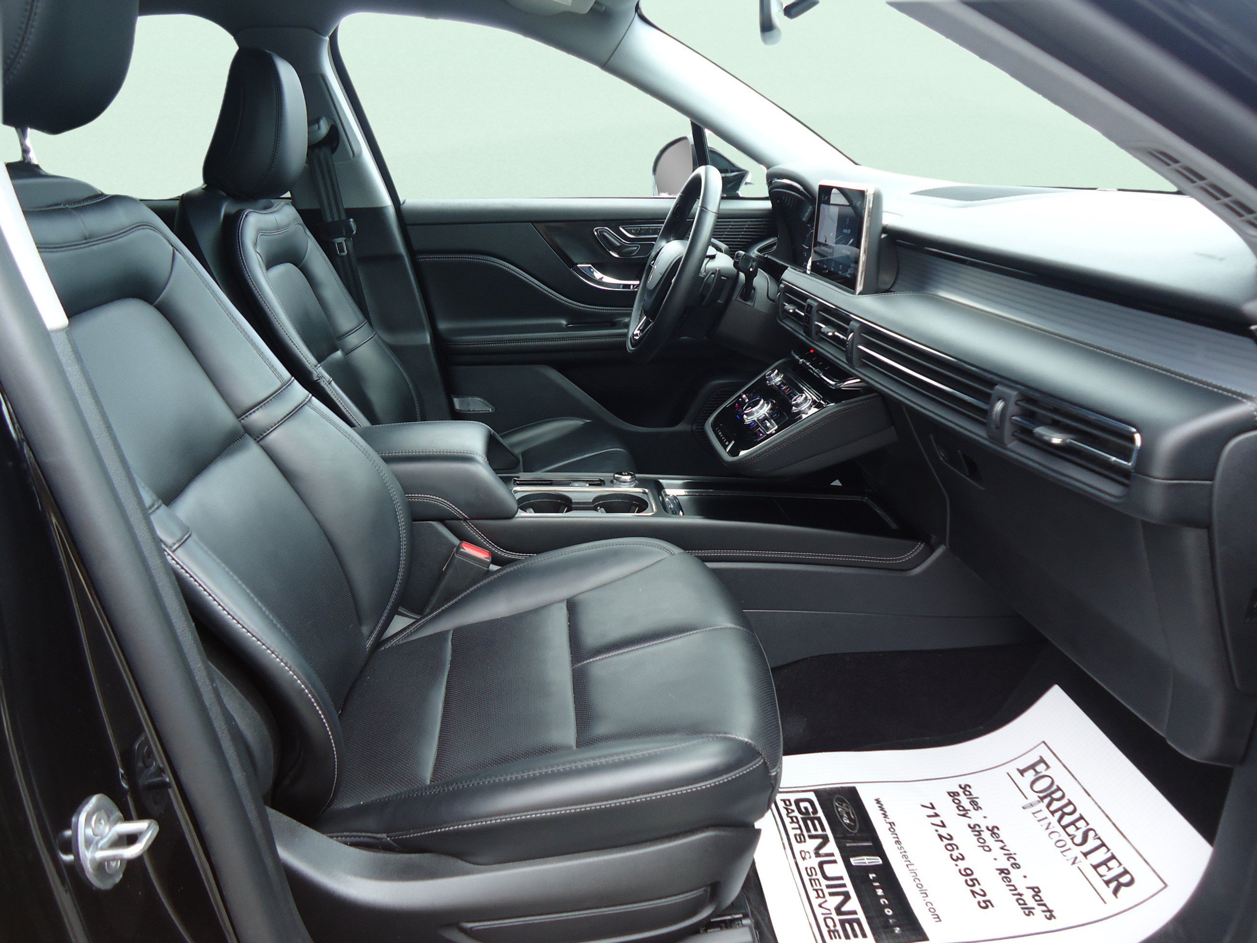 Used 2022 Lincoln Corsair AWD w/ Equipment Group 101A image 24