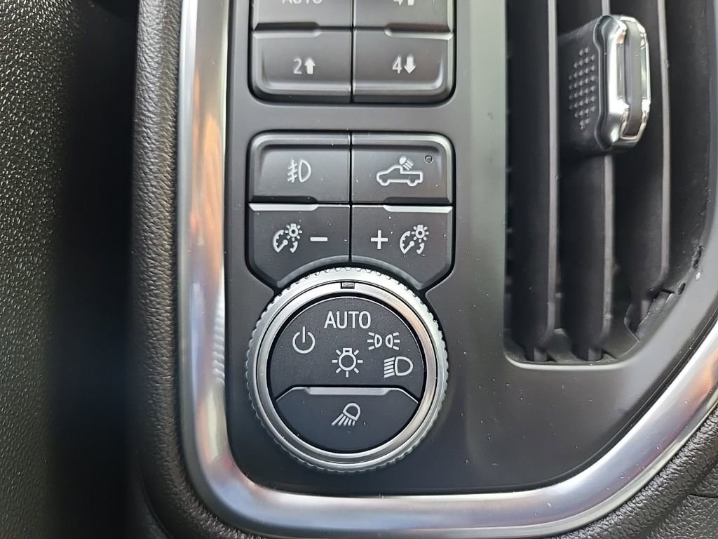 Used 2020 GMC Sierra 1500 AT4 w/ AT4 Premium Package AWD/4WD image 24