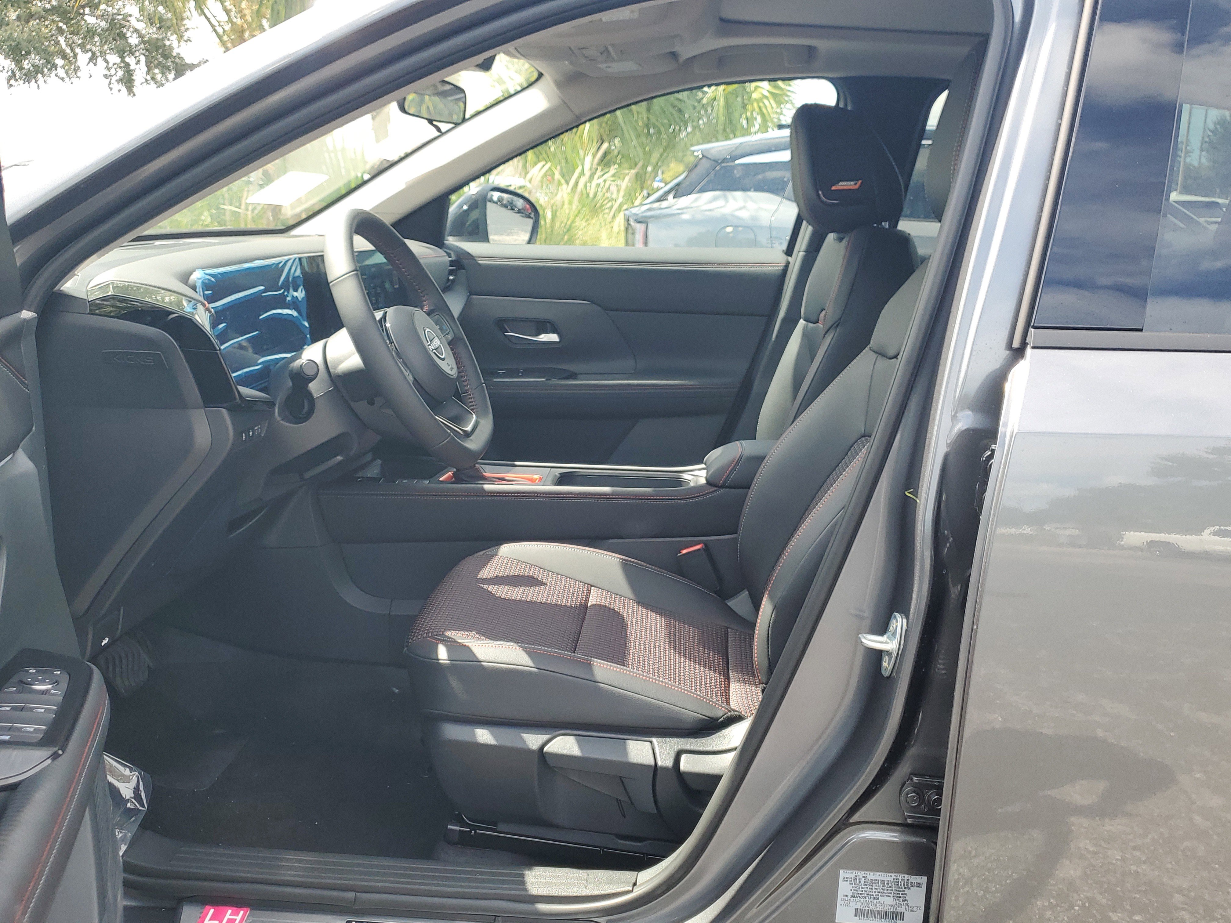 New 2026 Nissan Kicks SR w/ SR Premium Package image 11