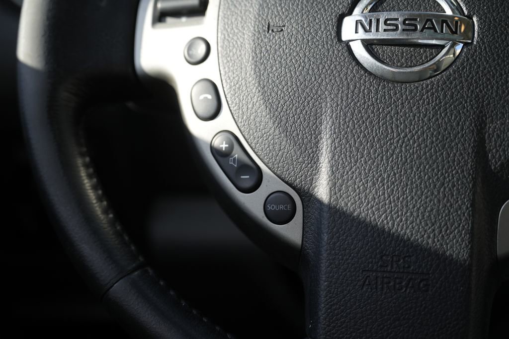 Used 2008 Nissan Rogue SL w/ Premium Pkg image 41