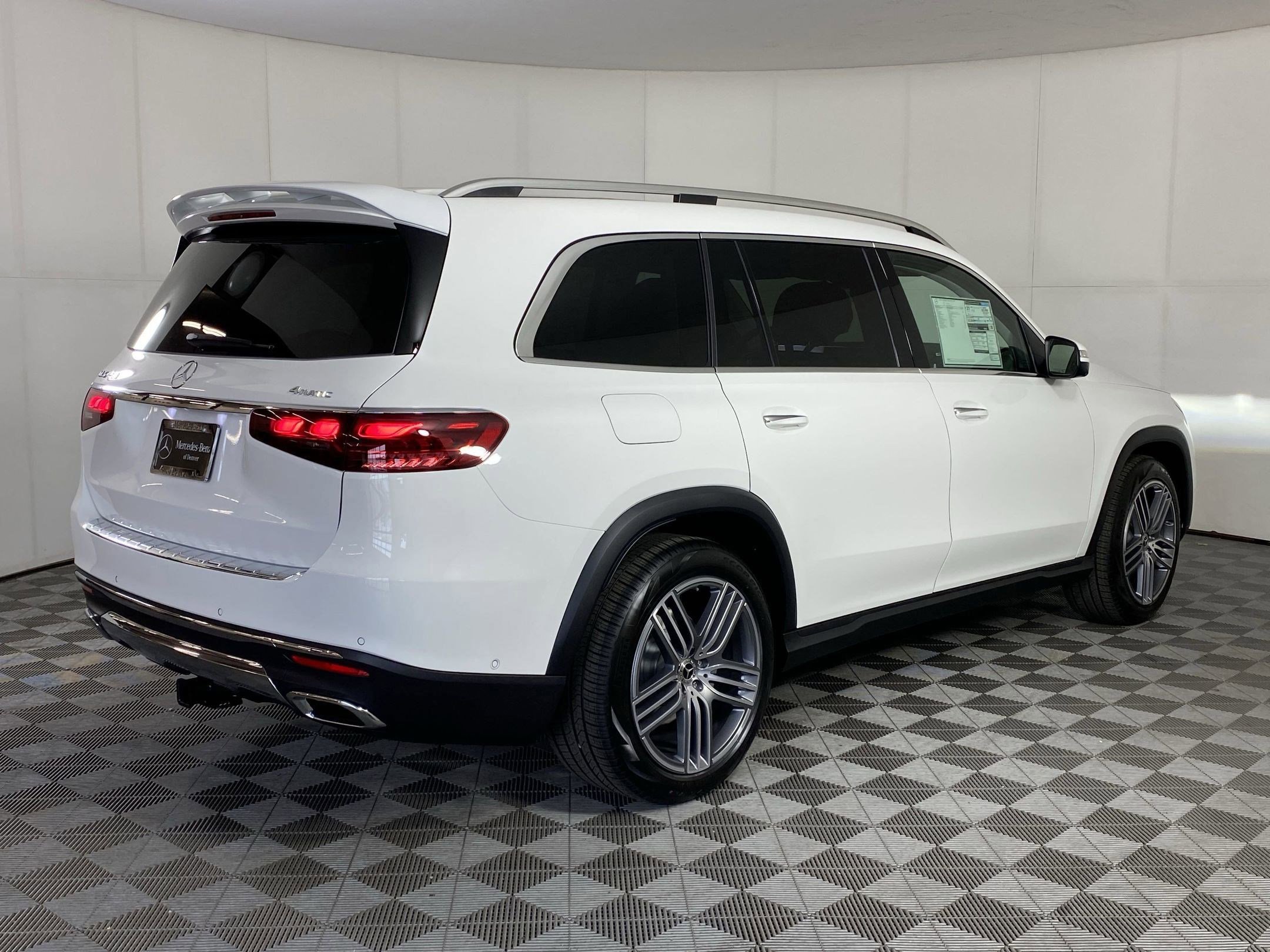 New 2025 Mercedes-Benz GLS 450 4MATIC image 8