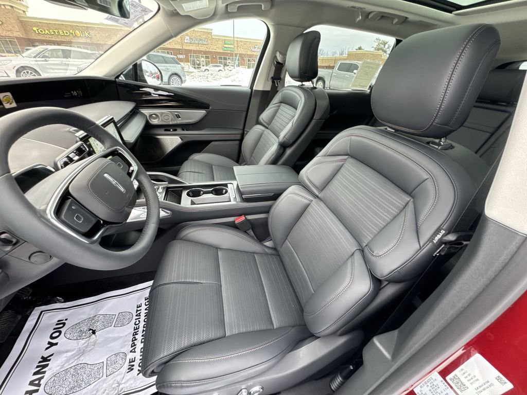 New 2026 Lincoln Nautilus Reserve image 11