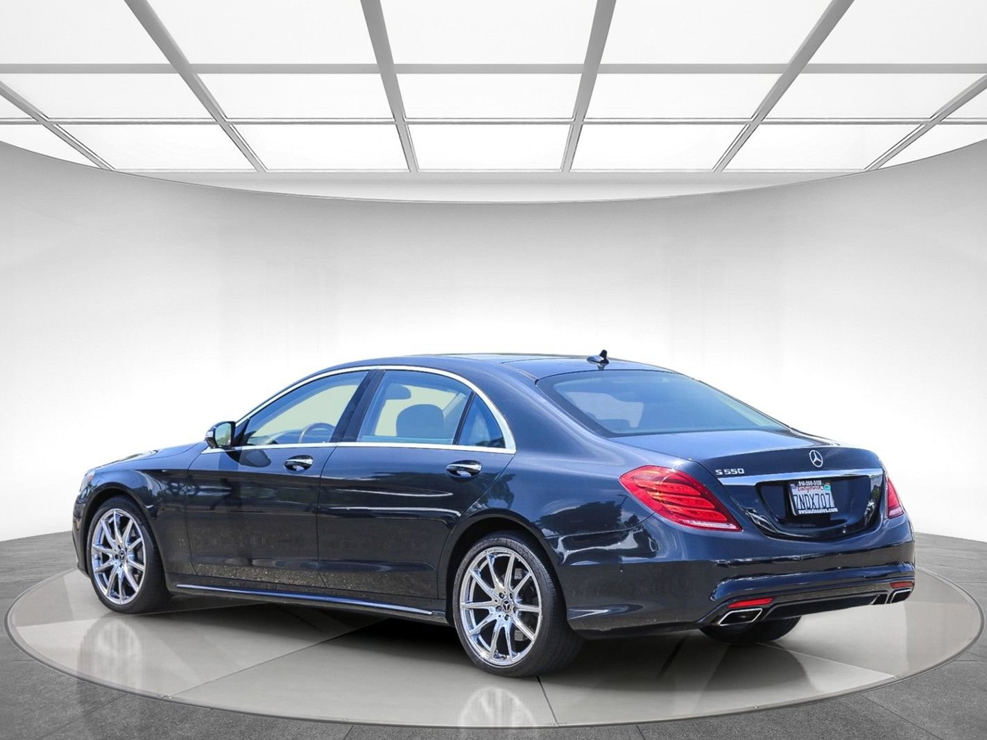 Used 2014 Mercedes-Benz S 550 Sedan w/ Sport Package Plus One image 2