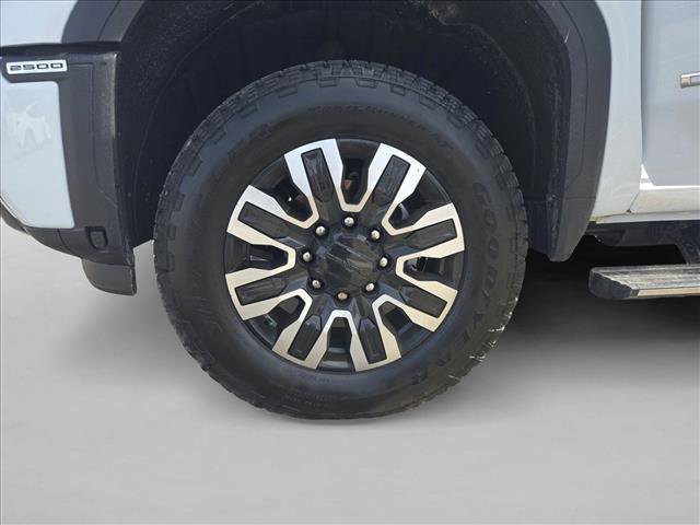 Used 2026 GMC Sierra 2500 Denali Ultimate image 23