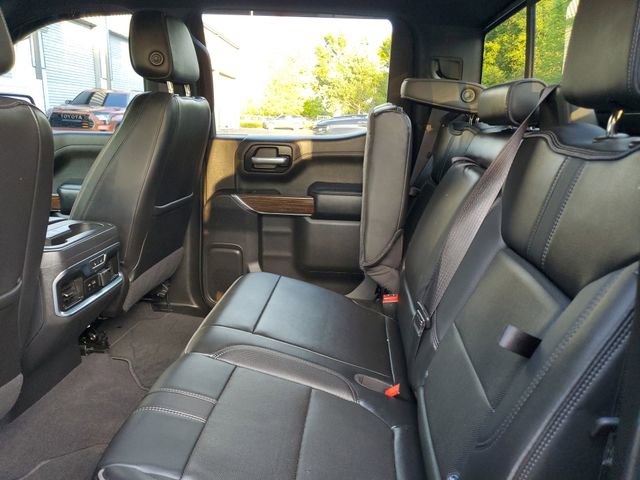 Used 2021 Chevrolet Silverado 1500 High Country w/ Technology Package RWD image 11