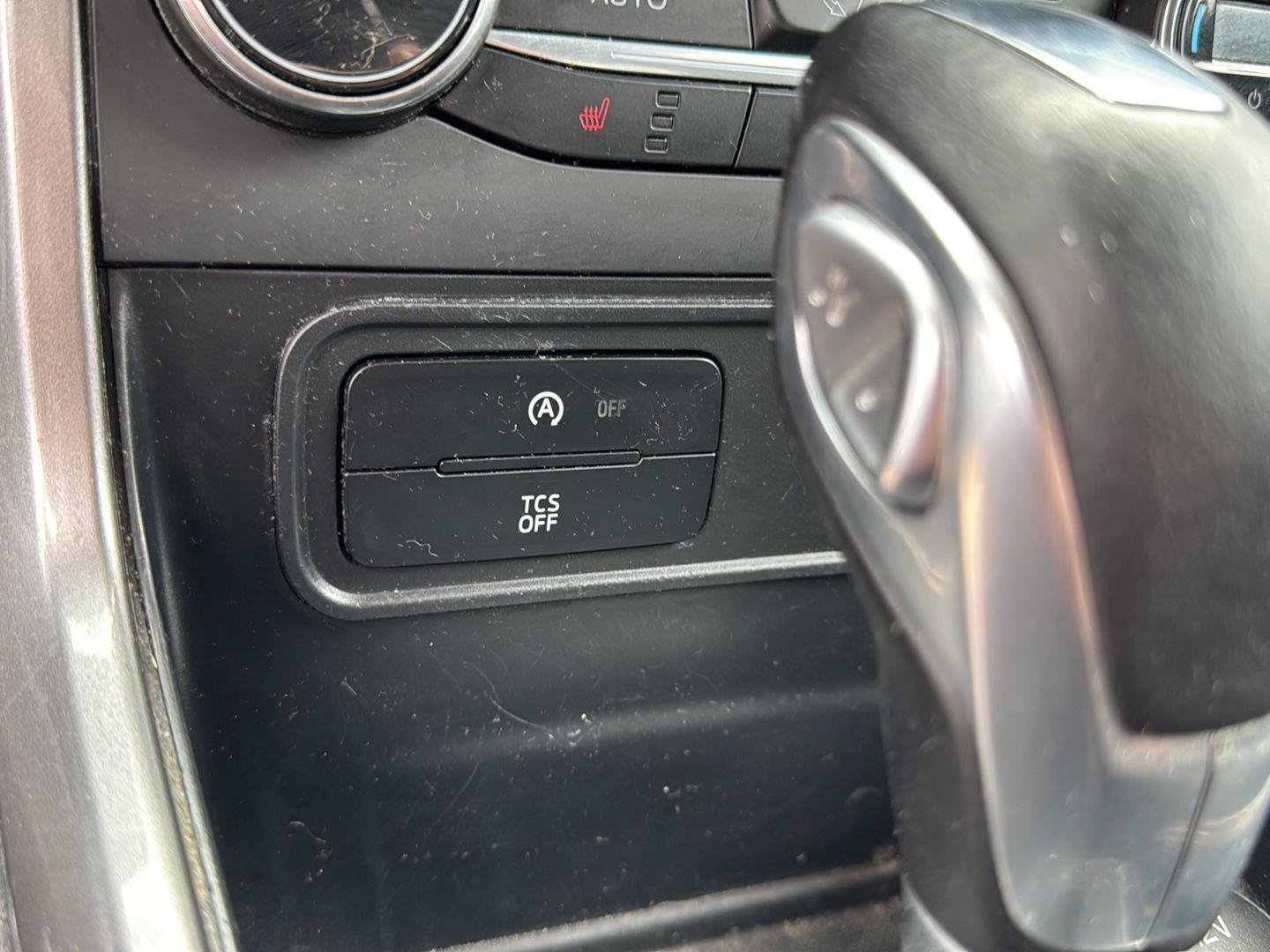 Used 2020 Ford EcoSport SE FWD image 19