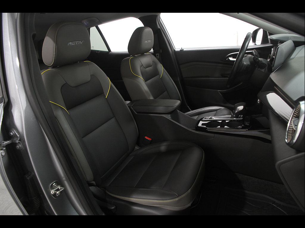 Certified 2024 Chevrolet Trax ACTIV w/ Driver Confidence Package FWD image 16