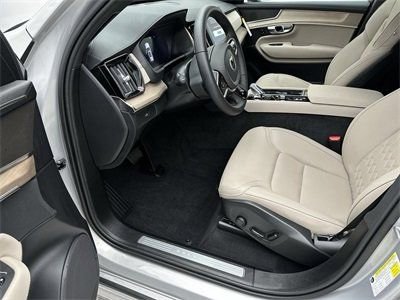Certified 2025 Volvo XC90 B5 Core w/ Protection Package Premier image 11