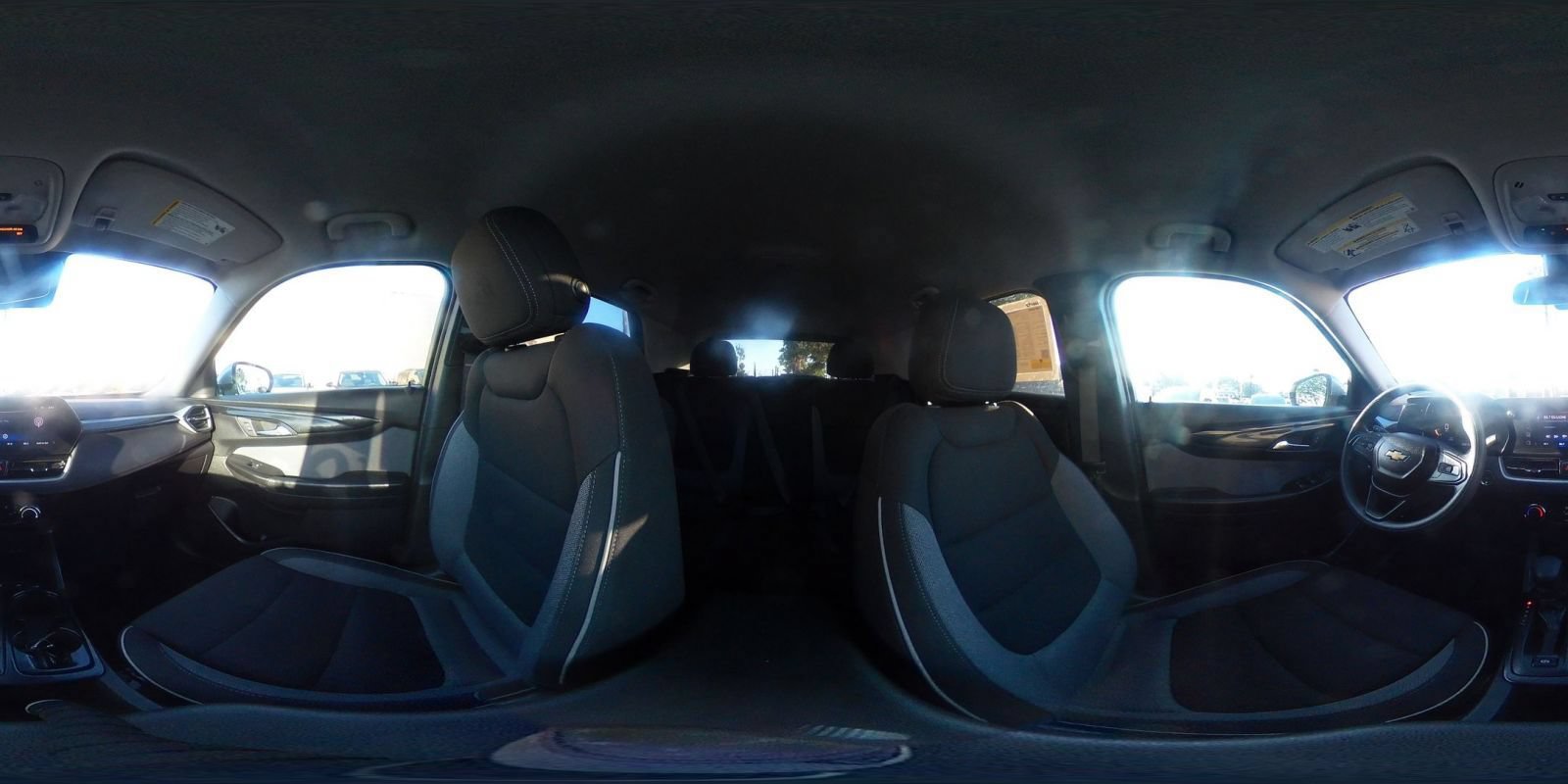 Used 2025 Chevrolet TrailBlazer LT FWD image 41