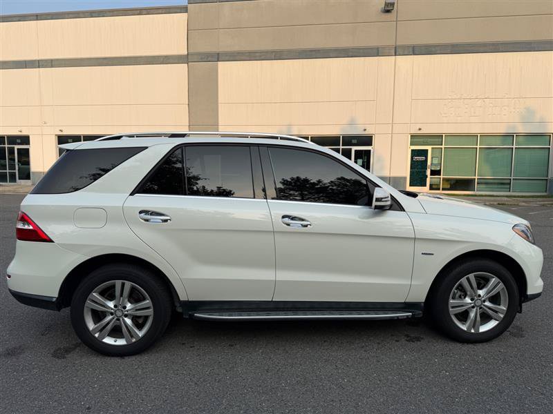 Used 2012 Mercedes-Benz ML 350 BlueTEC 4MATIC image 18