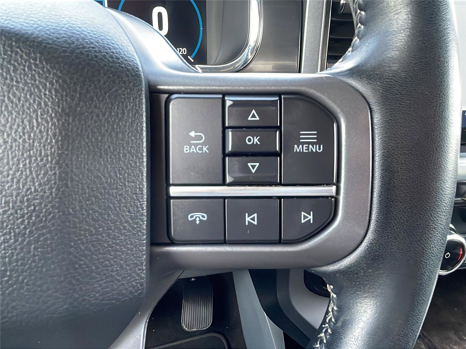 Used 2022 Ford F150 Lariat image 25