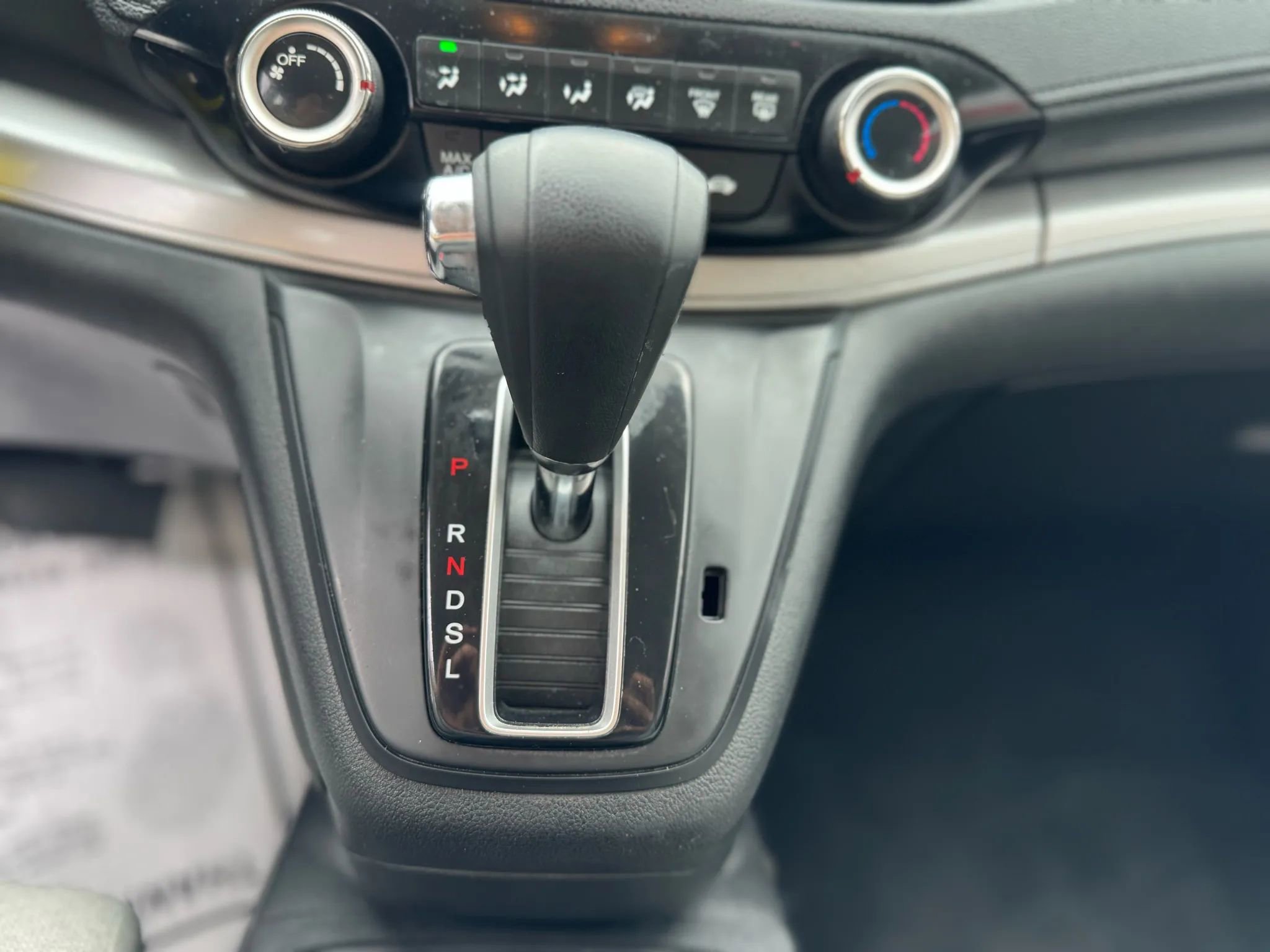 Used 2015 Honda CR-V LX image 13