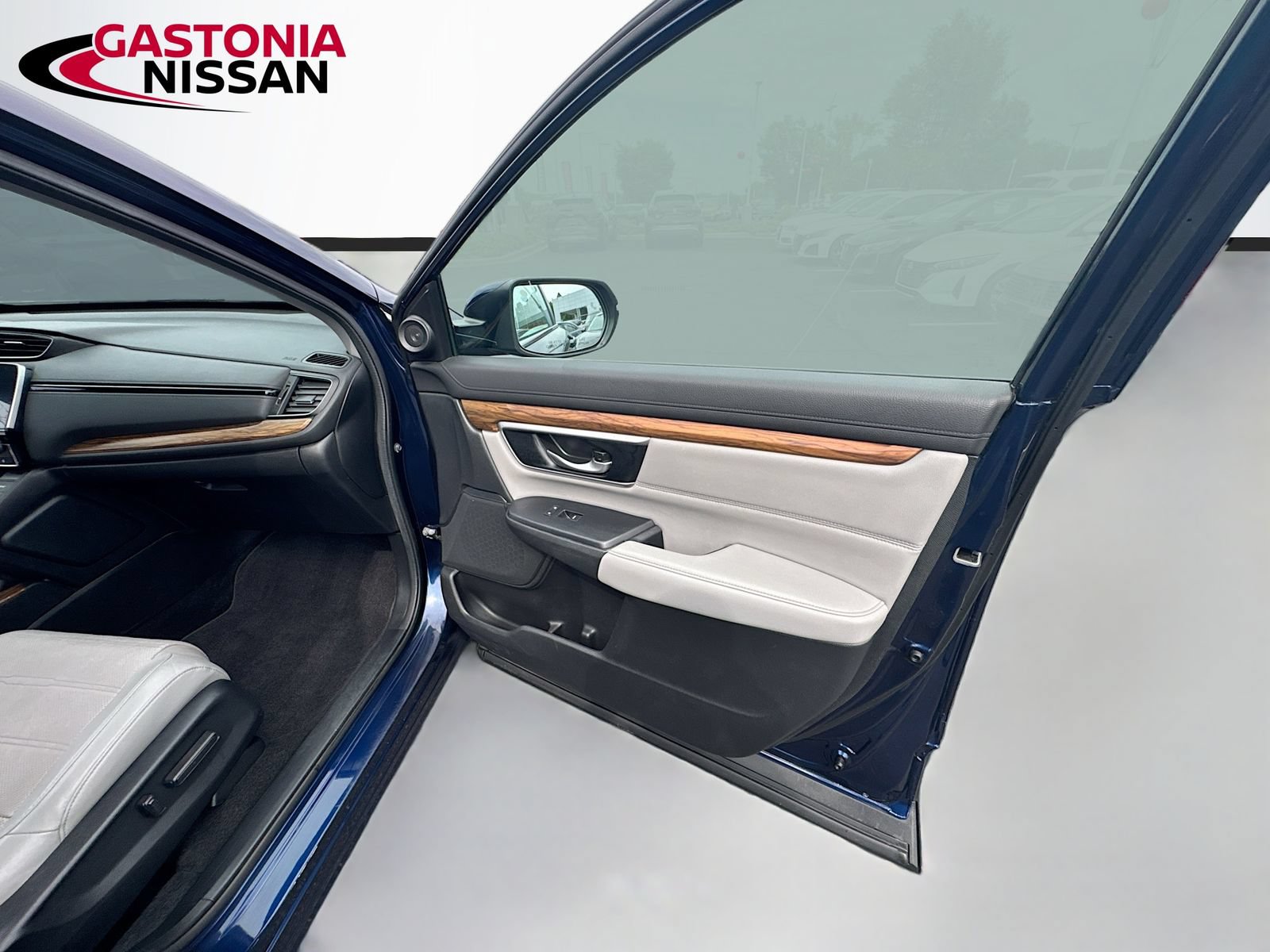 Used 2022 Honda CR-V Touring image 41