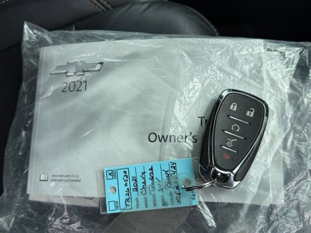 Used 2021 Chevrolet Traverse LT w/ LPO, Floor Liner Package AWD/4WD image 39