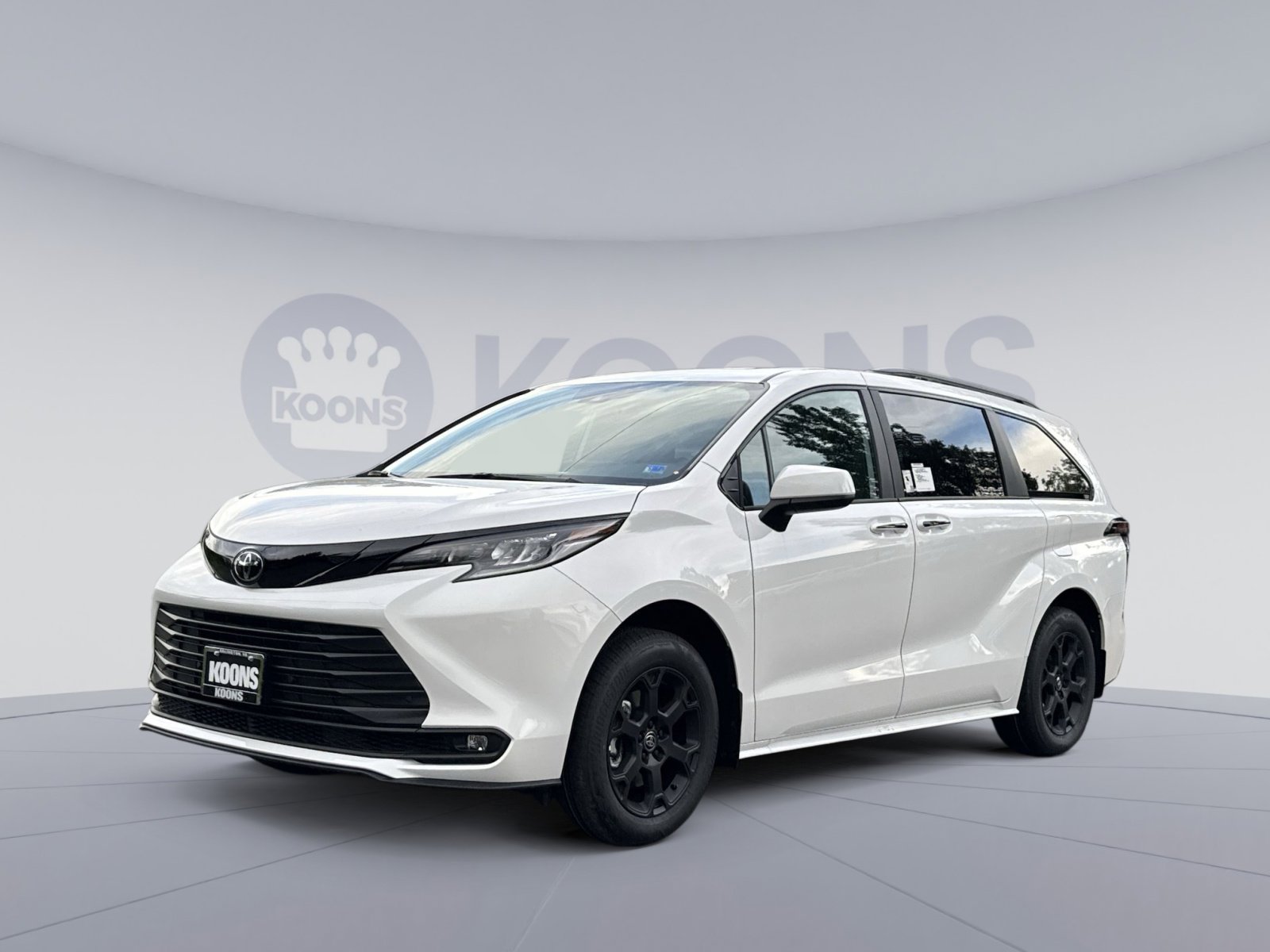 New 2026 Toyota Sienna XLE Woodland Edition AWD/4WD image 1