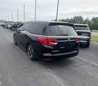 Used 2022 Honda Odyssey Elite image 6